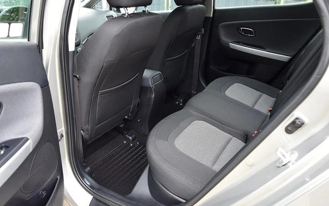 Kia Ceed cena 53900 przebieg: 45000, rok produkcji 2016 z Kielce małe 254